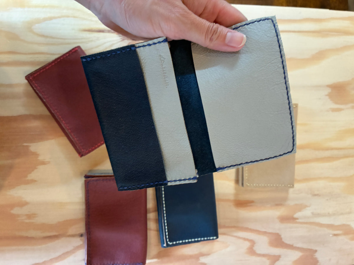 【豚革 名刺入れ｜Natural】　国産本革 エシカルレザークラフト ハンドメイド｜kawalabo.