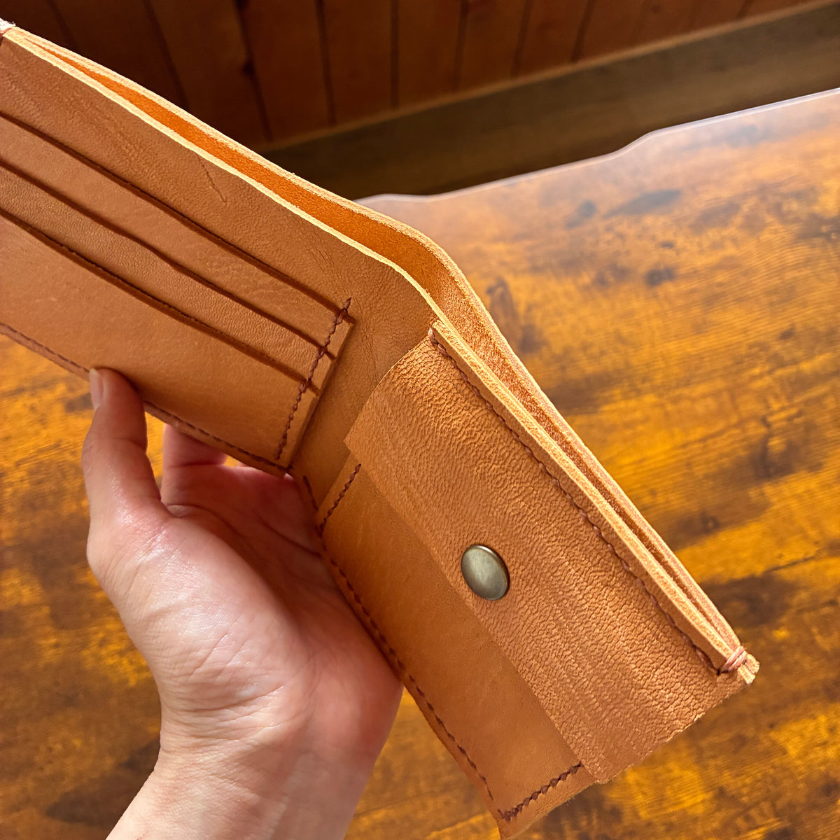 【鹿革 二つ折り財布｜Matsumoto】国産本革 エシカルレザークラフト ハンドメイド｜kawalabo.